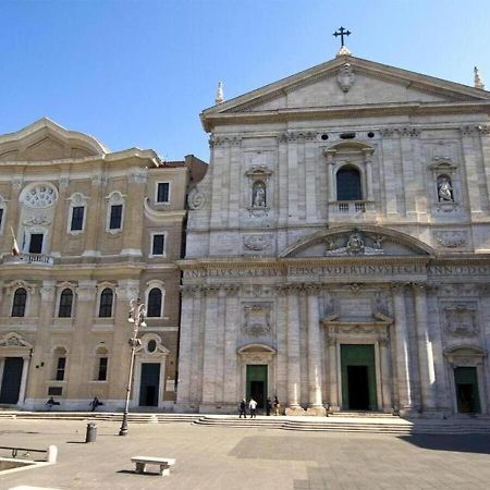 Casa Arco Della Chiesa Nuova - Pantheon & Navona Apartman Róma Kültér fotó